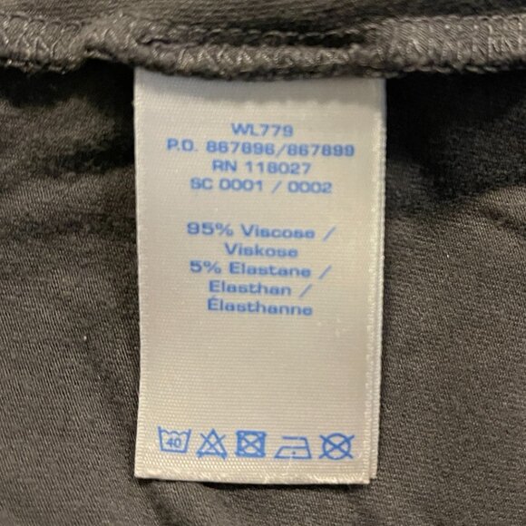 Women's Boden Short Sleeve Floral Dress - Picture 7 of 7